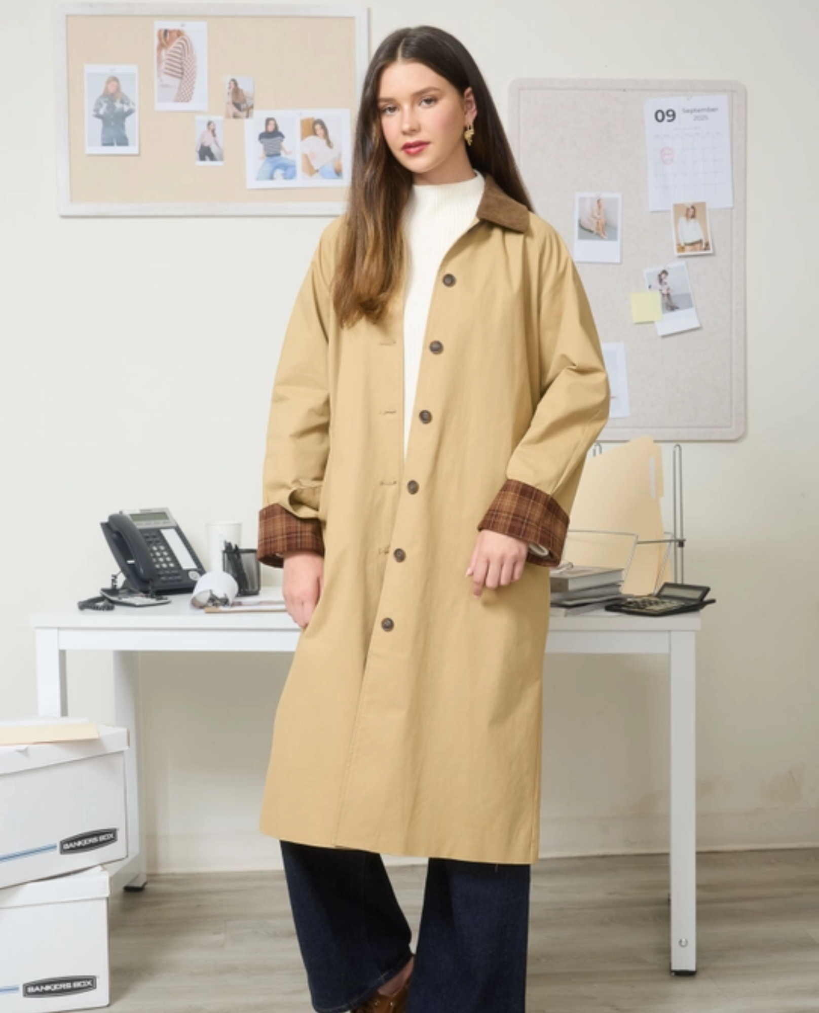 B5FJ1022 CAPPOTTO CON COLLO IN VELLUTO A COSTE E BOTTONI